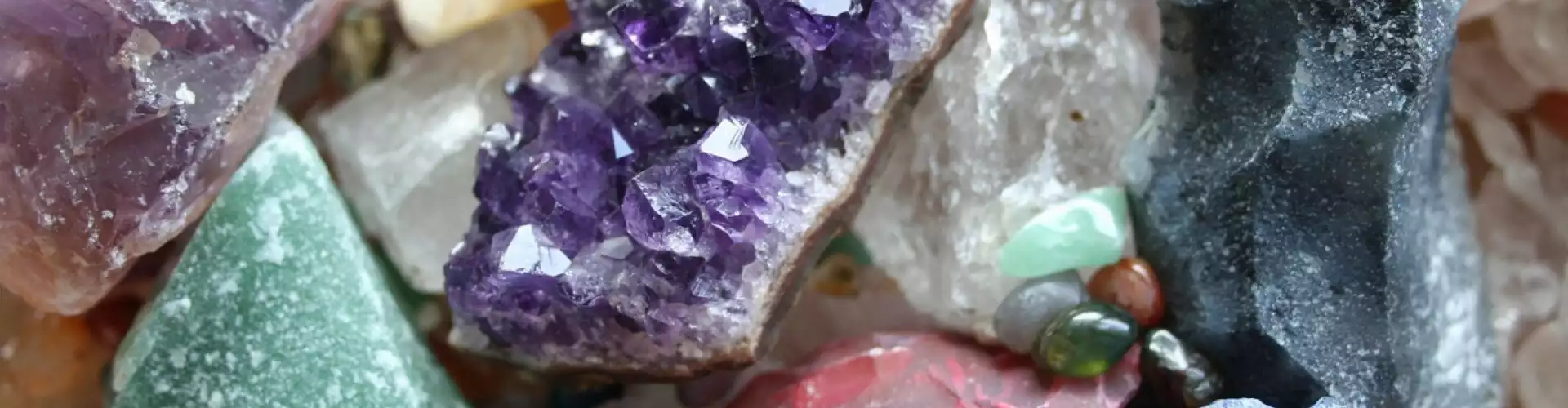 Crystals 101 - Online Class by U'i  Hammons