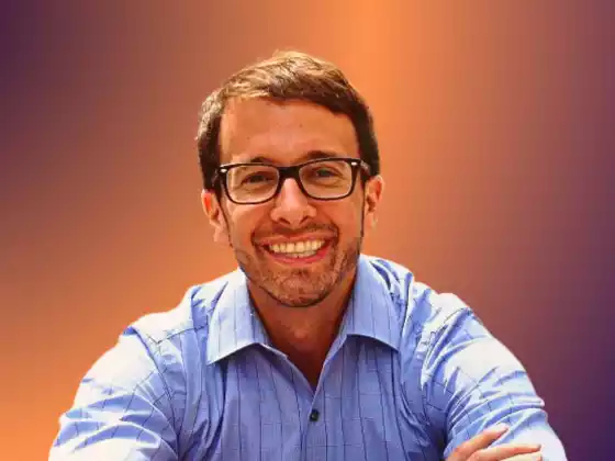 Russ Terry,
Personal Development & Coaching, Media, Health & Wellness, Career Development
Expert at Pacchetto cambio di carriera